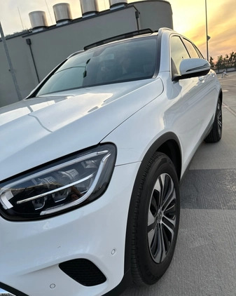 Mercedes-Benz GLC cena 172000 przebieg: 60000, rok produkcji 2020 z Barlinek małe 154